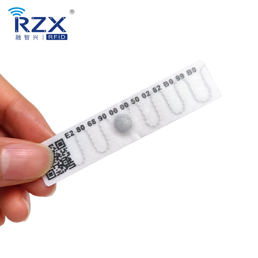 RFID洗衣標(biāo)簽（噴序列號、QR碼、帶背膠） (2).jpg